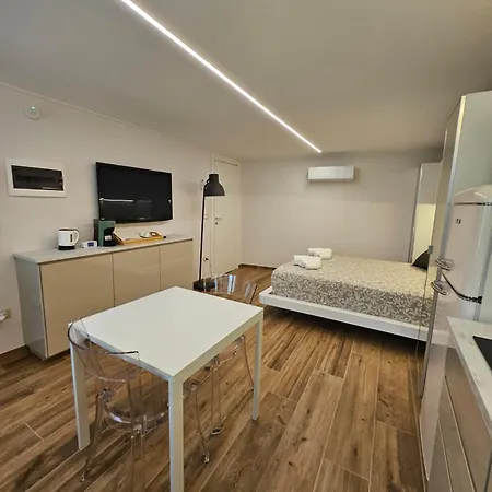 Apartament Belzonisessanta *